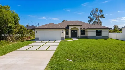 813 Bell Boulevard S Lehigh Acres FL 33974