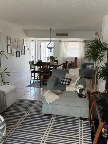 447 NE 195th Street Miami FL 33179
