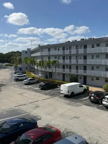 447 NE 195th Street Miami FL 33179