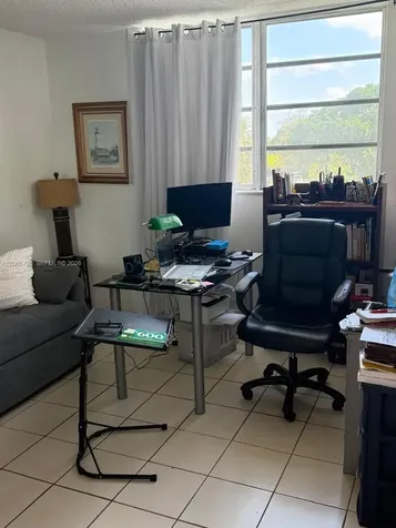 447 NE 195th Street Miami FL 33179