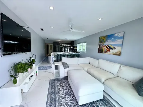 1428 Euclid Avenue Miami Beach FL 33139