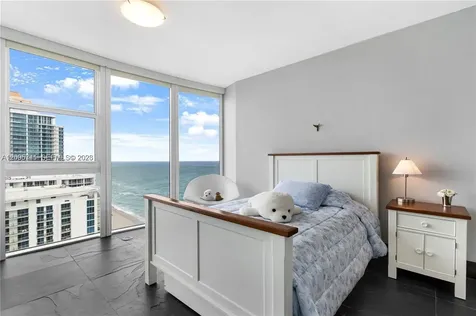 17201 Collins Avenue Sunny Isles Beach FL 33160