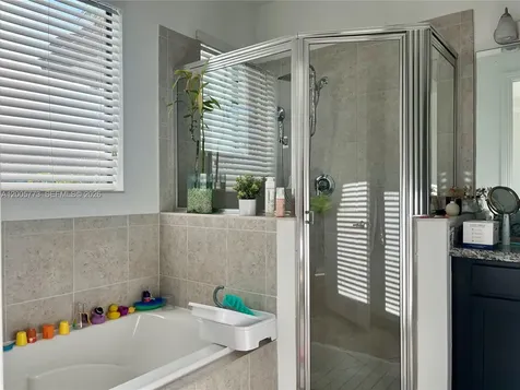 1346 SW 113th Terrace Pembroke Pines FL 33025