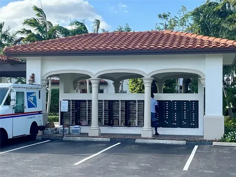 1346 SW 113th Terrace Pembroke Pines FL 33025