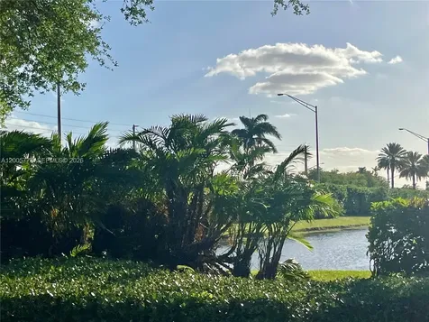 1346 SW 113th Terrace Pembroke Pines FL 33025