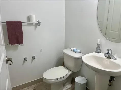 1346 SW 113th Terrace Pembroke Pines FL 33025