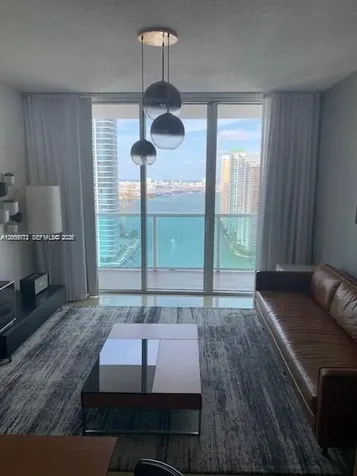 31 SE 5th Street Miami FL 33131