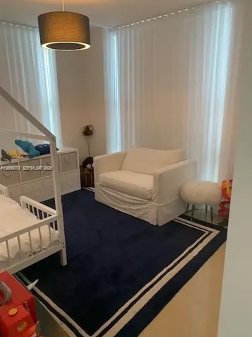 31 SE 5th Street Miami FL 33131