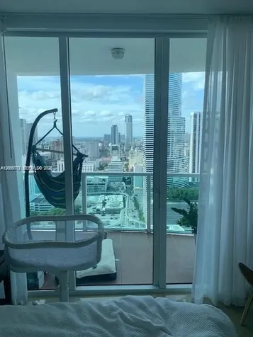31 SE 5th Street Miami FL 33131