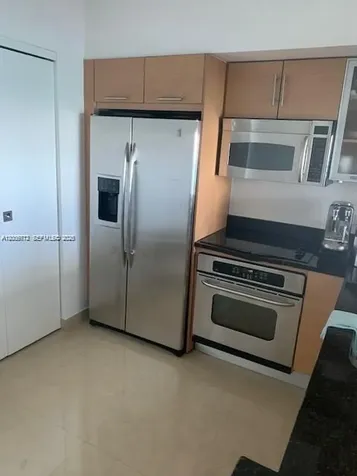 31 SE 5th Street Miami FL 33131