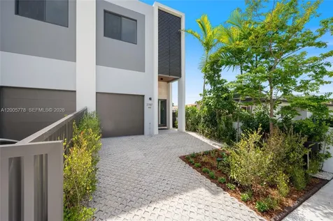 2787 SW 34th Avenue Miami FL 33133