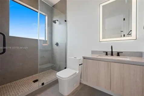 2787 SW 34th Avenue Miami FL 33133