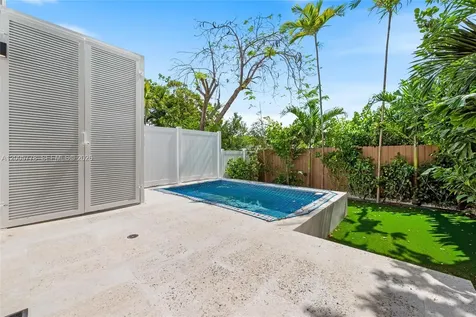 2787 SW 34th Avenue Miami FL 33133