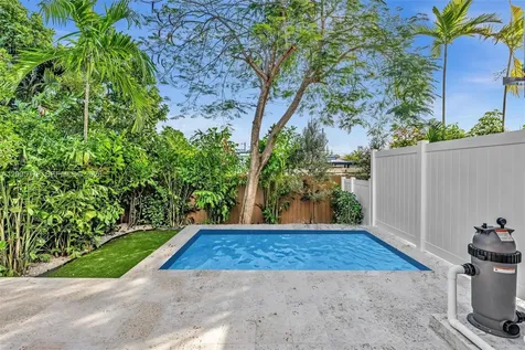 2787 SW 34th Avenue Miami FL 33133