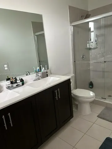 784 NE 206th Terrace Miami FL 33179