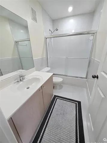 6755 NW 182nd Street Hialeah FL 33015