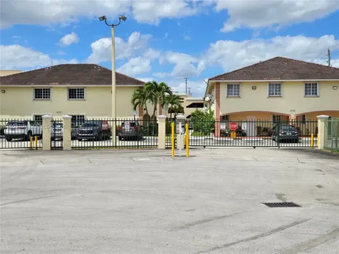 6755 NW 182nd Street Hialeah FL 33015