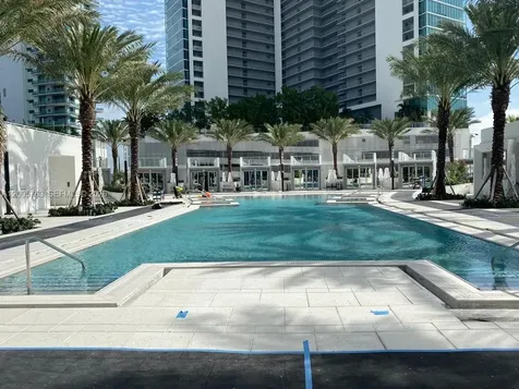 851 NE 1st Avenue Miami FL 33132