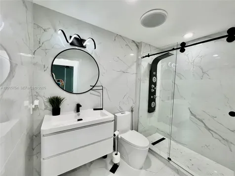 300 S Biscayne Boulevard Miami FL 33131