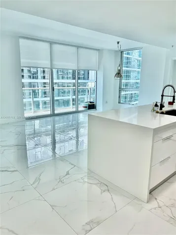 300 S Biscayne Boulevard Miami FL 33131