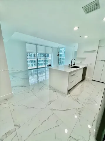 300 S Biscayne Boulevard Miami FL 33131