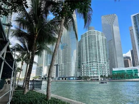 300 S Biscayne Boulevard Miami FL 33131