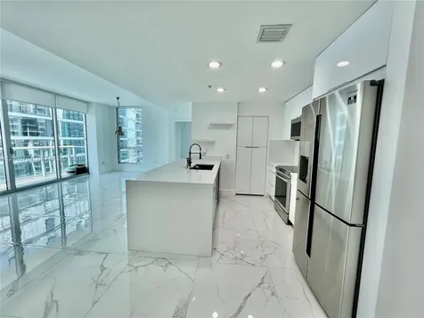 300 S Biscayne Boulevard Miami FL 33131
