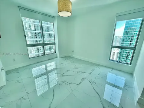 300 S Biscayne Boulevard Miami FL 33131