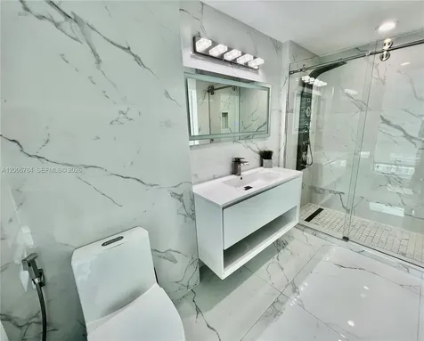 300 S Biscayne Boulevard Miami FL 33131