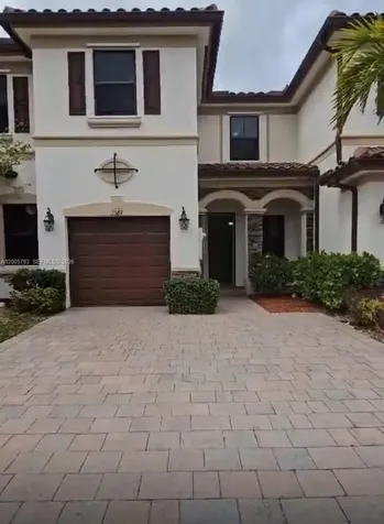 3387 W 90th Street Hialeah FL 33018