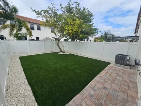 3387 W 90th Street Hialeah FL 33018