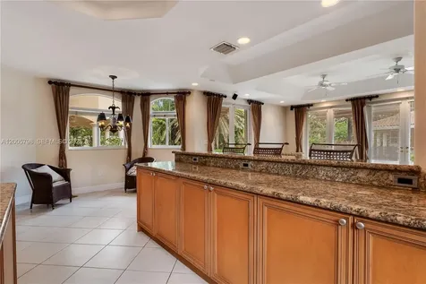11071 SW 28th Street Miami FL 33165