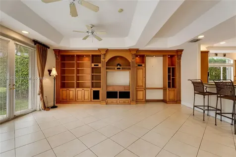 11071 SW 28th Street Miami FL 33165