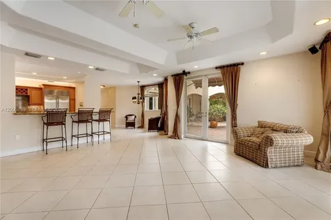 11071 SW 28th Street Miami FL 33165