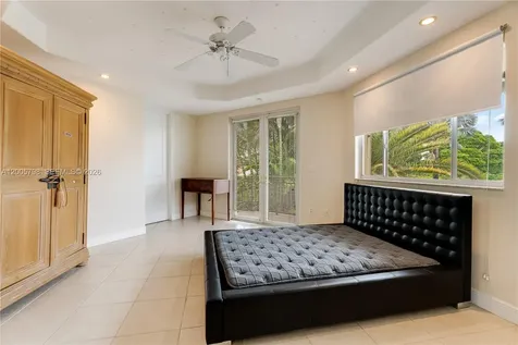11071 SW 28th Street Miami FL 33165