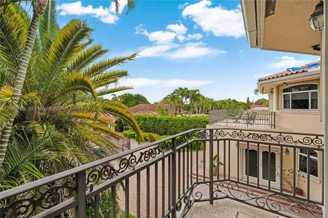11071 SW 28th Street Miami FL 33165