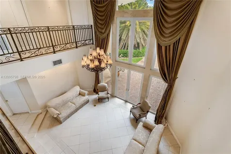 11071 SW 28th Street Miami FL 33165