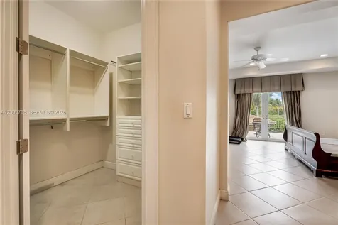 11071 SW 28th Street Miami FL 33165