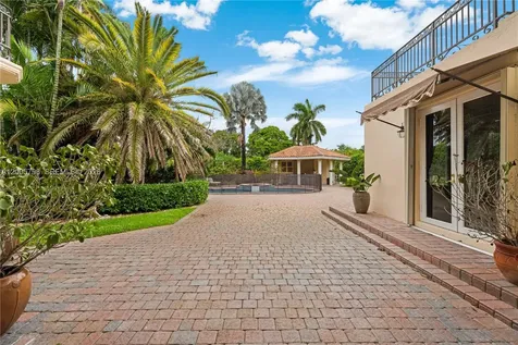 11071 SW 28th Street Miami FL 33165