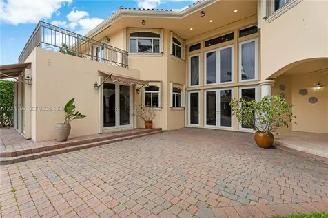 11071 SW 28th Street Miami FL 33165