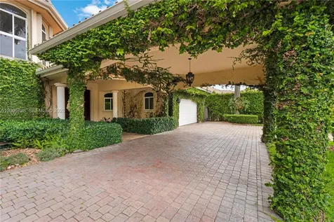 11071 SW 28th Street Miami FL 33165