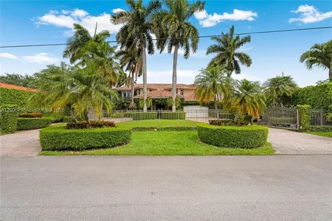 11071 SW 28th Street Miami FL 33165