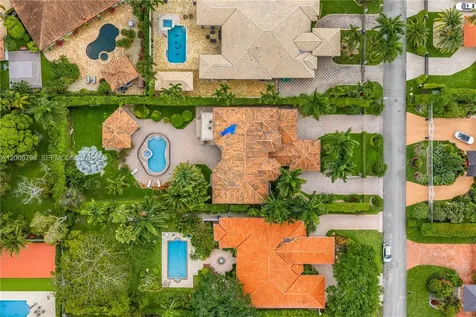 11071 SW 28th Street Miami FL 33165