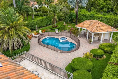 11071 SW 28th Street Miami FL 33165