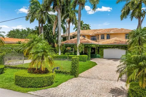 11071 SW 28th Street Miami FL 33165