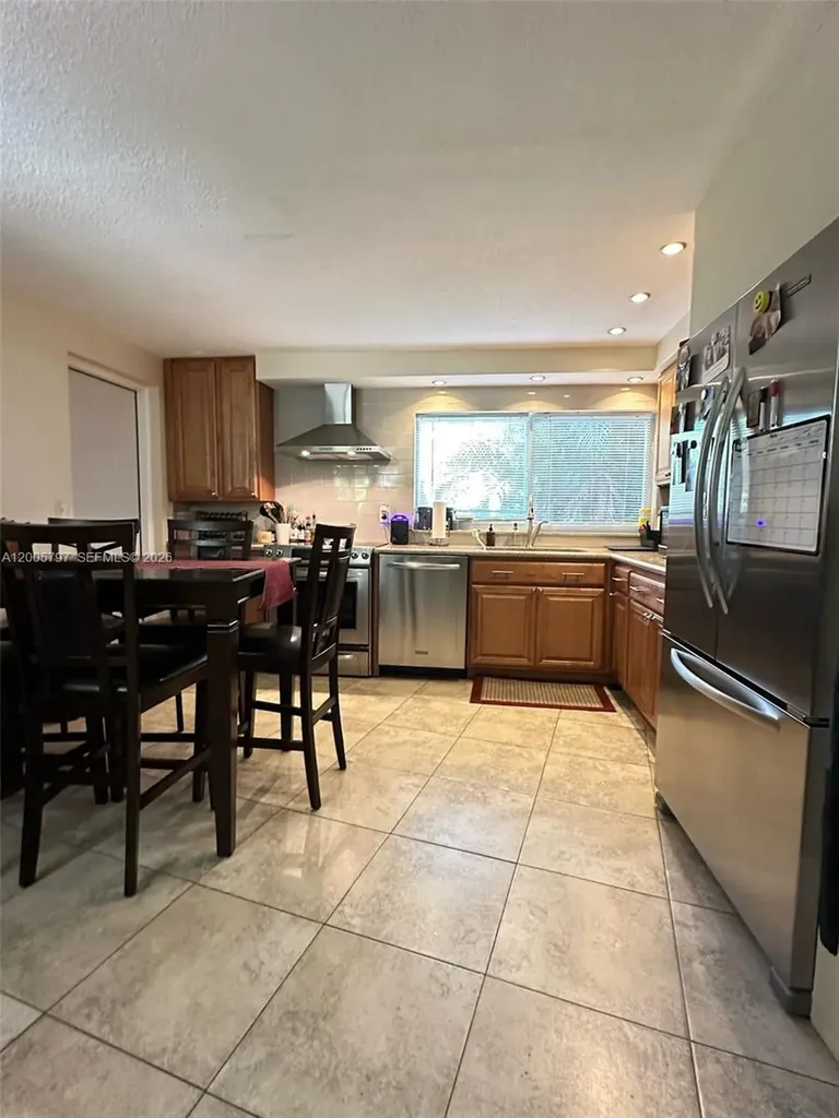 1753 NE 18th Street Fort Lauderdale FL 33305