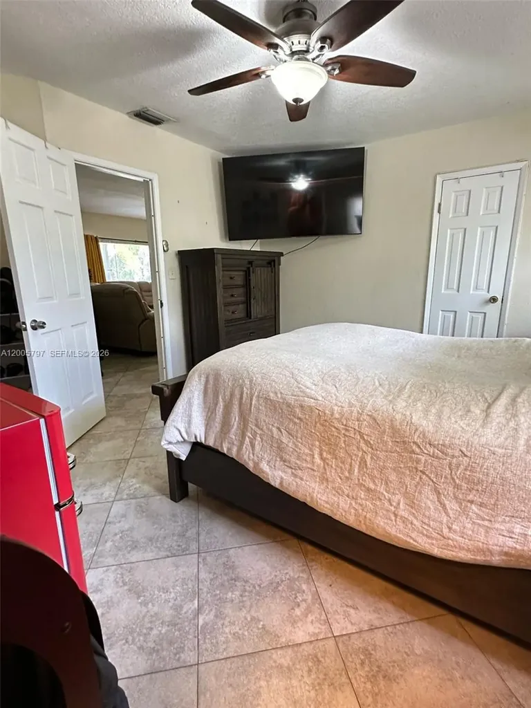 1753 NE 18th Street Fort Lauderdale FL 33305