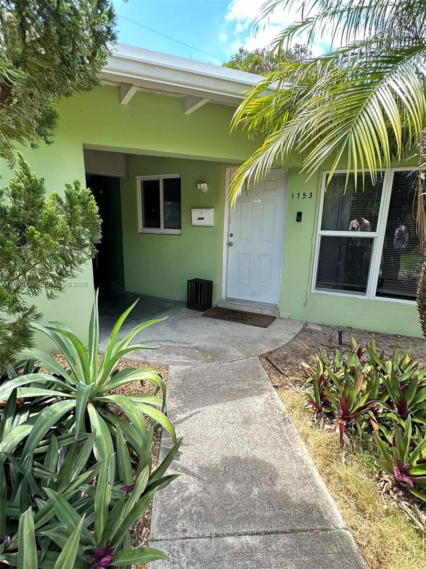 1753 NE 18th Street Fort Lauderdale FL 33305