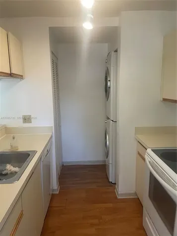 6553 SE Federal Highway Stuart FL 34997