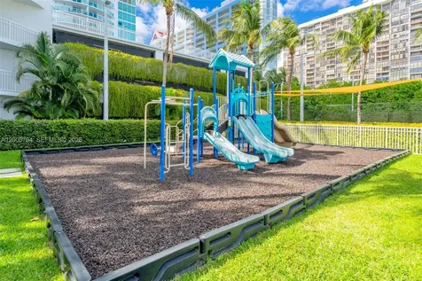 2101 Brickell Avenue Miami FL 33129